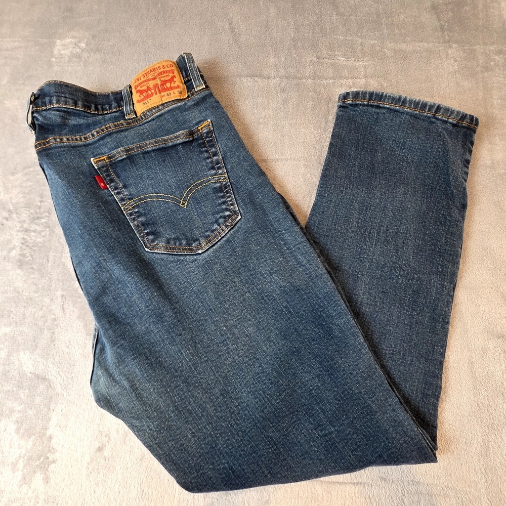 Levi's 511 Slim Fit Jeans Mens 42x30 Blue Excellent Dark Wash Denim Pants